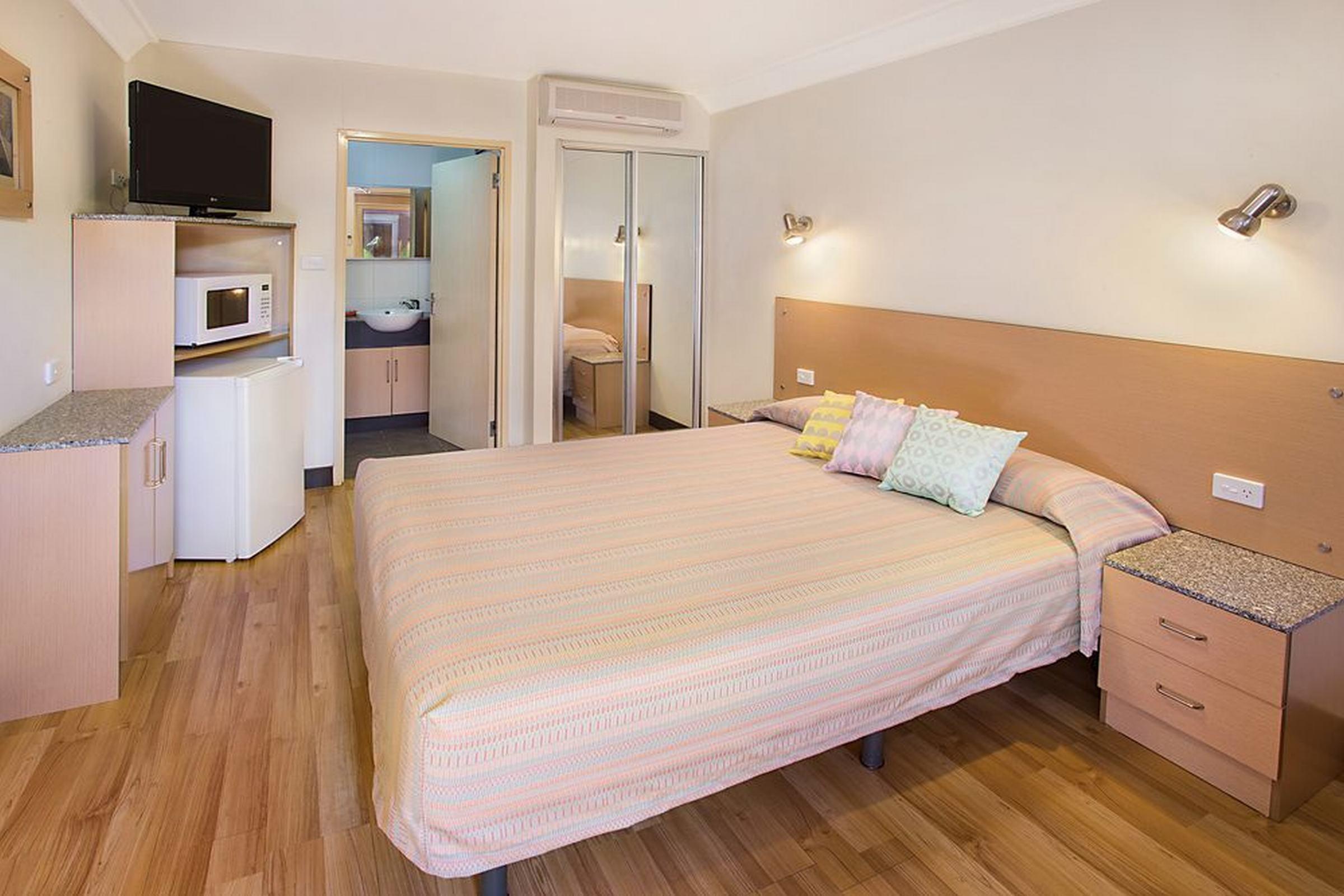 Econo Lodge Карата Екстериор снимка